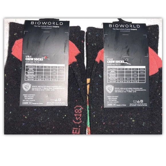 Space Jam Crew Socks 2 Pair Men 8-12 Black Red  w Basketball Jordan Looney Tunes - Picture 6 of 8